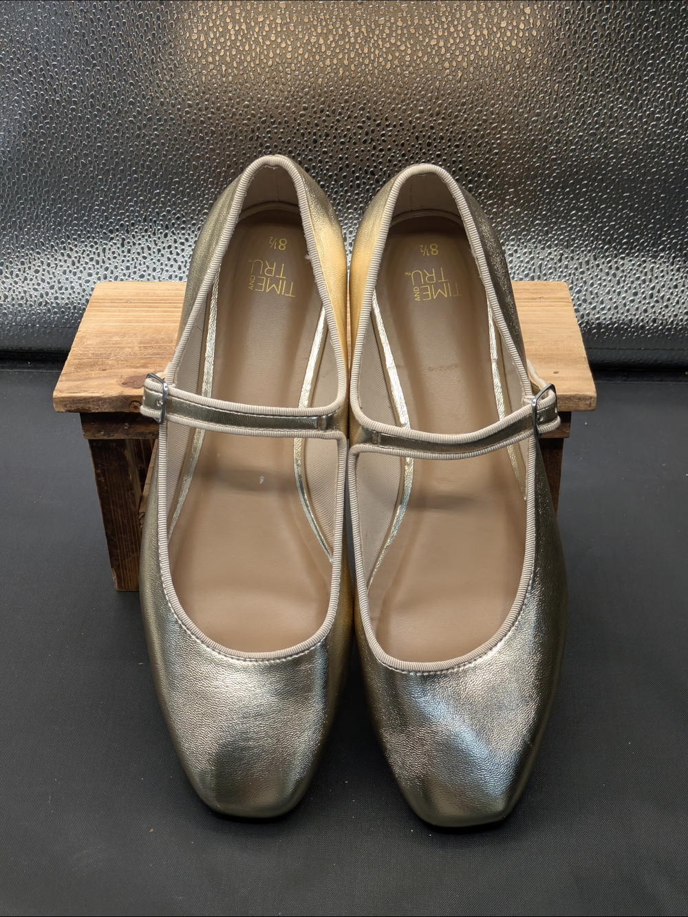 Time and Tru Metallic Gold Mary Jane Flats Sz 8.5